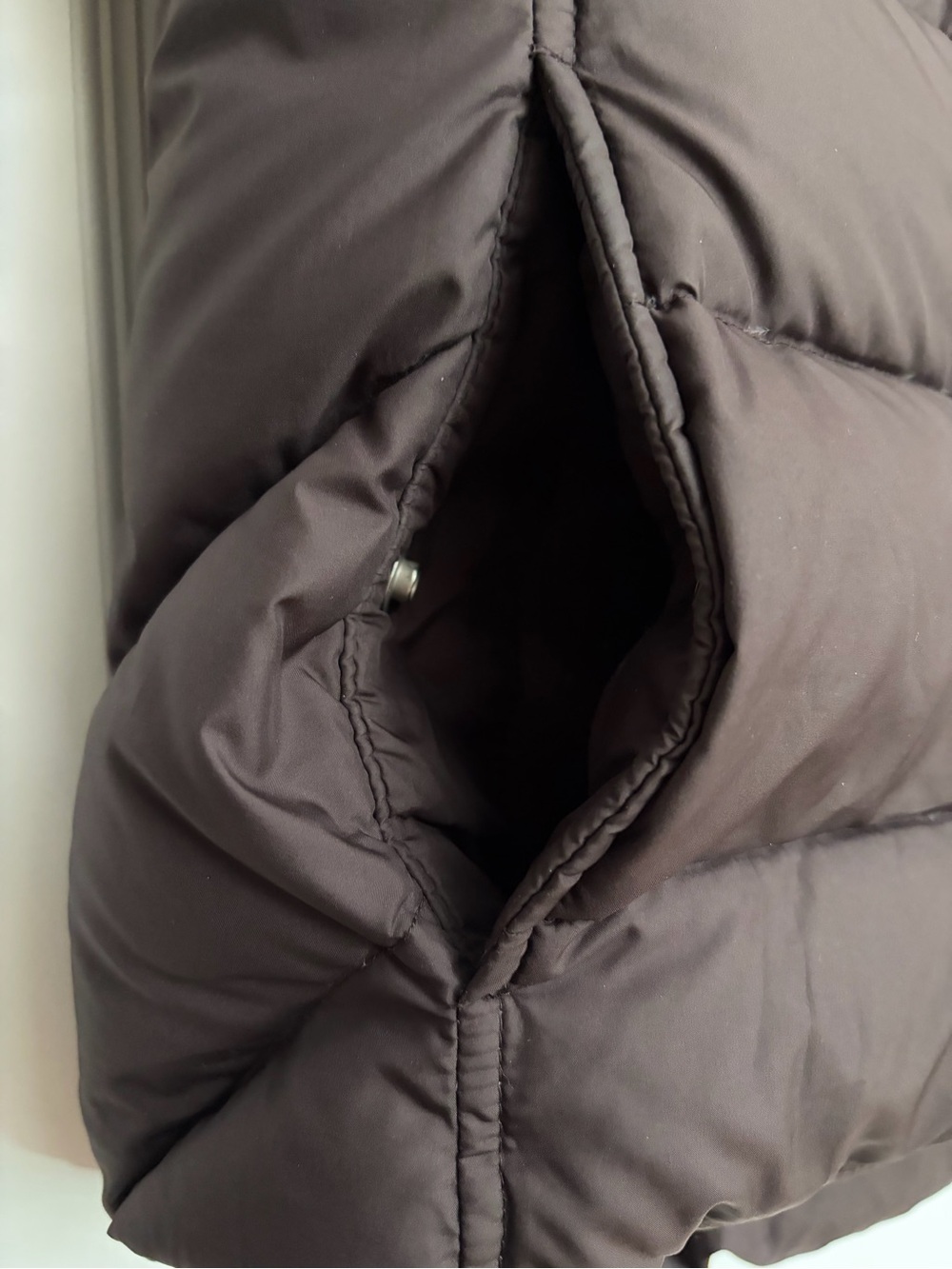 VTG Y2K J Crew Choc Brown Goose Down Puffer Vest Sm Preppy Neutral Gorpcore EUC - Picture 5 of 6